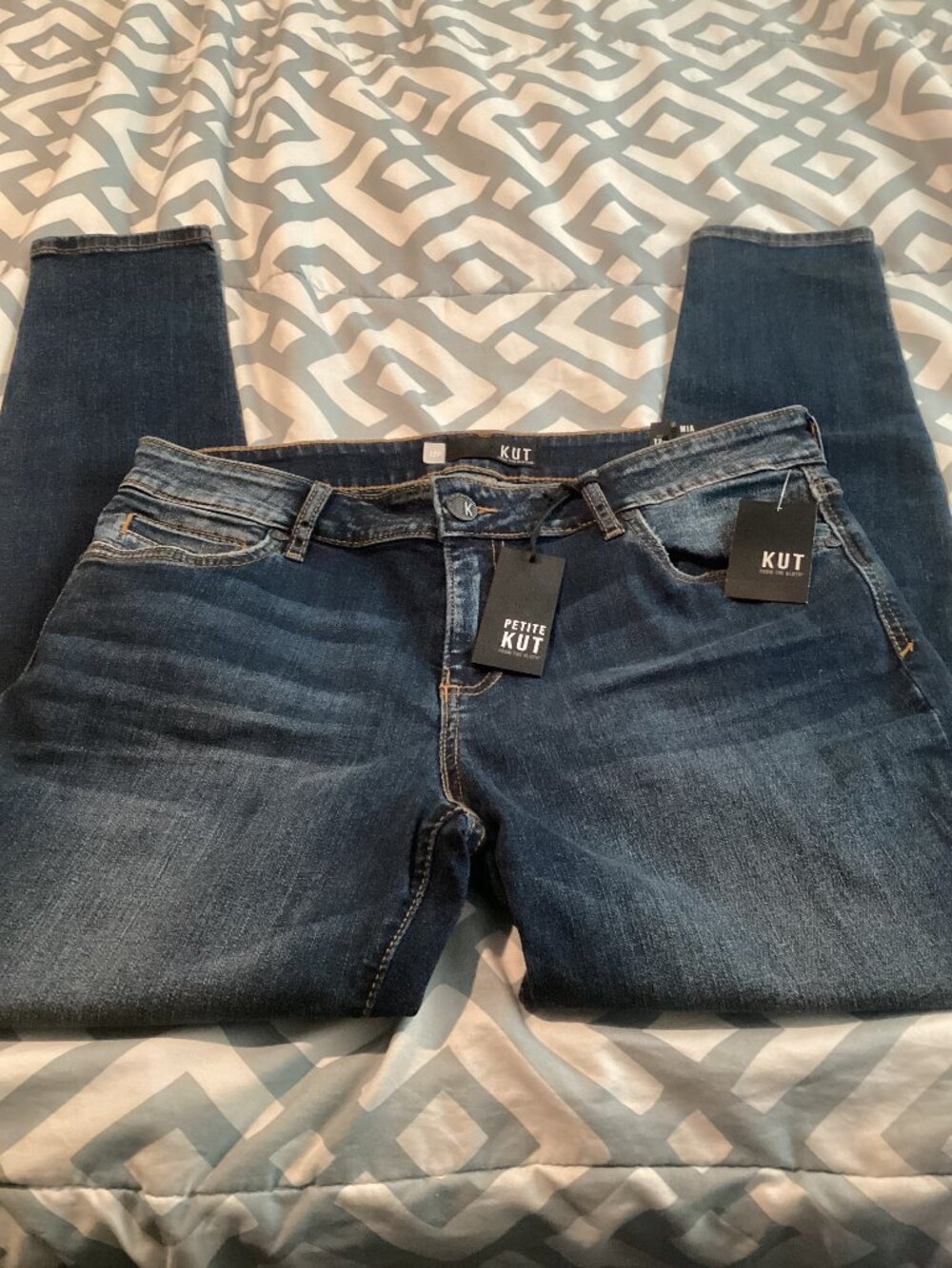 NWT Women's KUT (FROM THE KLOTH) "MIA - TOOTHPICK SKINNY" Jeans - Size 12P